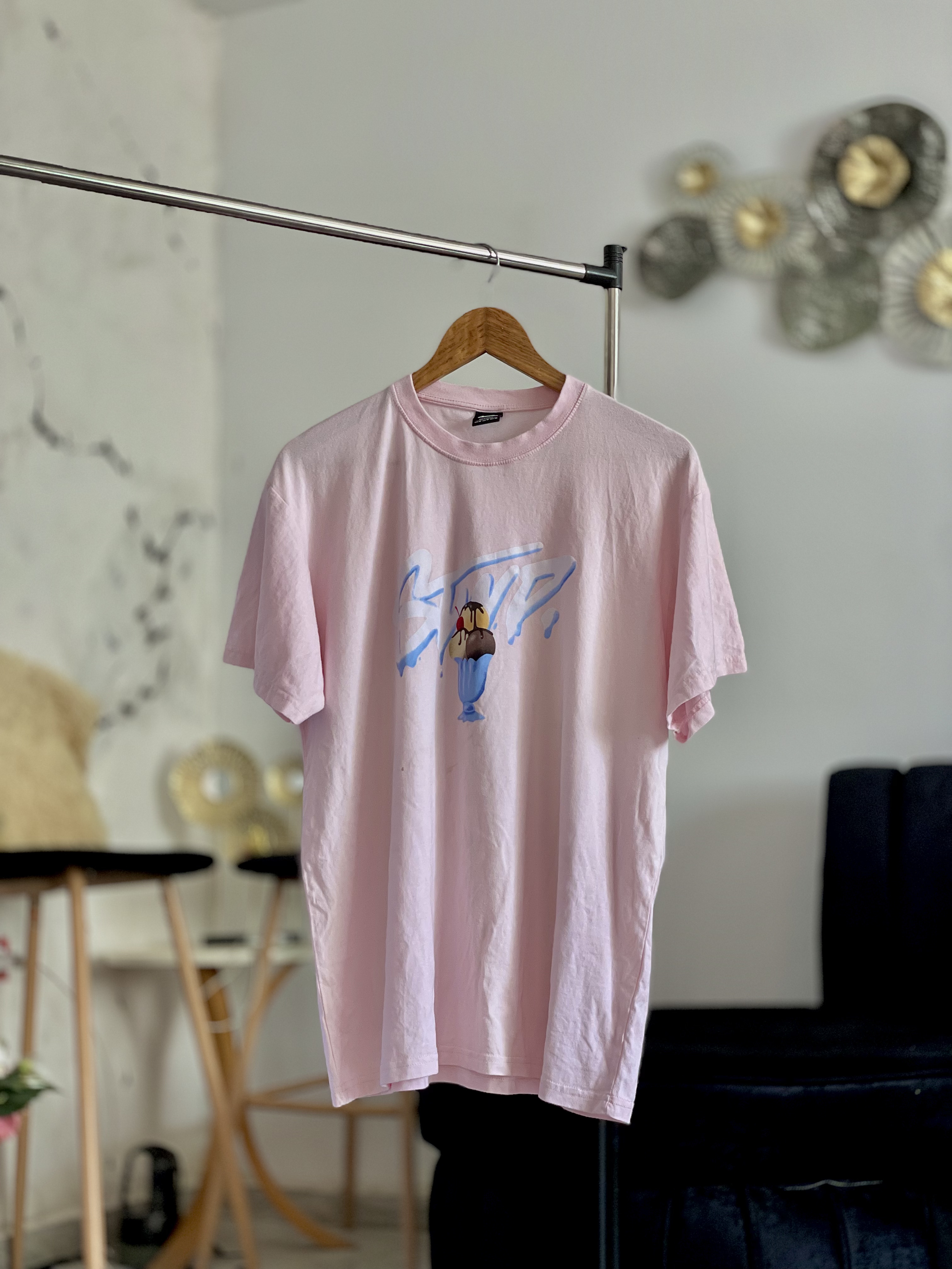 Pull & Bear Pink Stussy T‑Shirt (M)